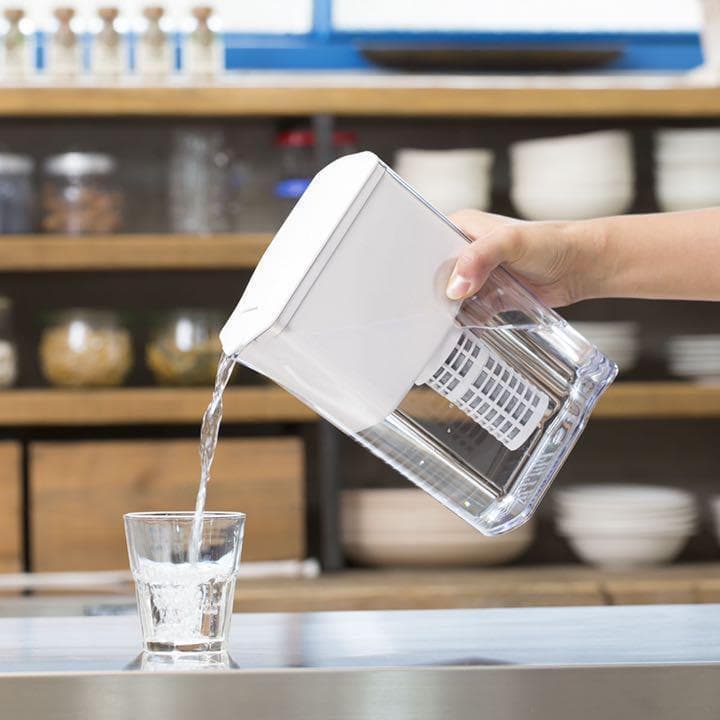 ○銀イオン抗菌剤不使用の安全な浄水器 ウルオ ポット型浄水器