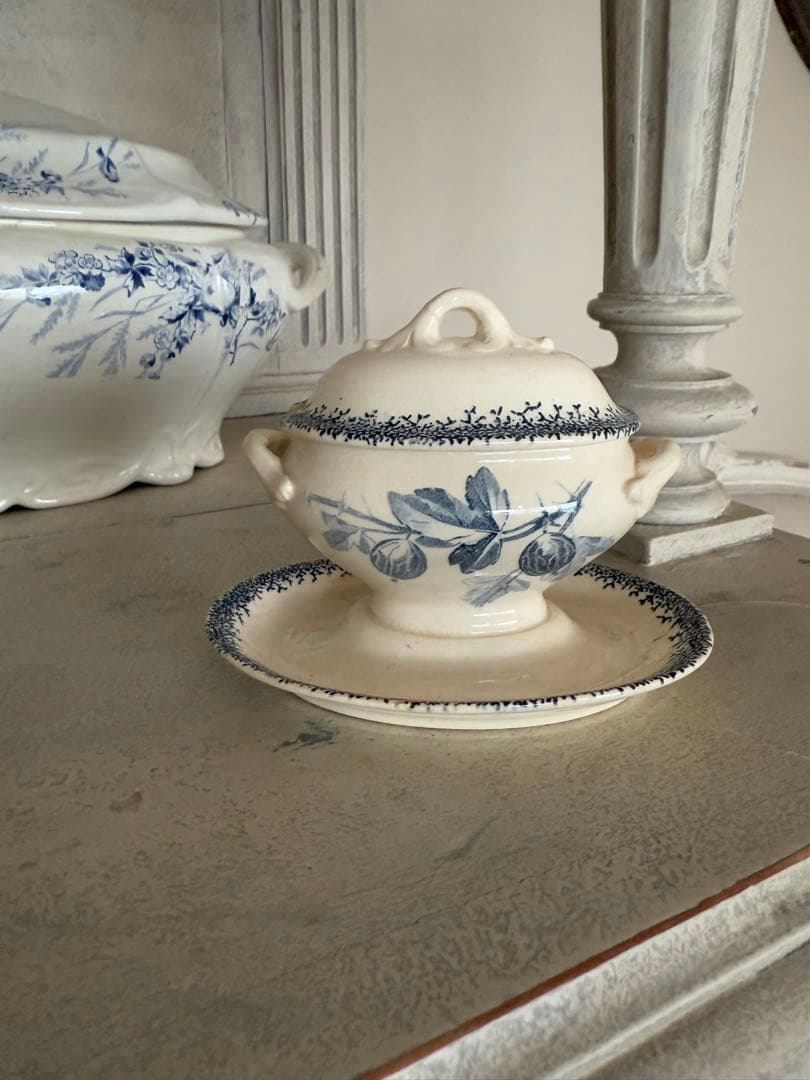 フランスアンティークエミールブルジョワベリー柄の小さなムタディエマスタード入れ エミールブルジョワ 手彩色花鳥柄コンポティエ コンポートフランス