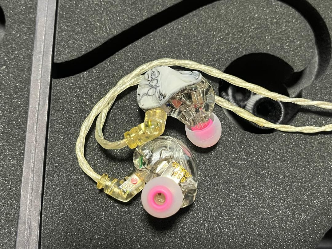 じ*ん様 qdc 8SE (値下げ相談可、即購入OK)