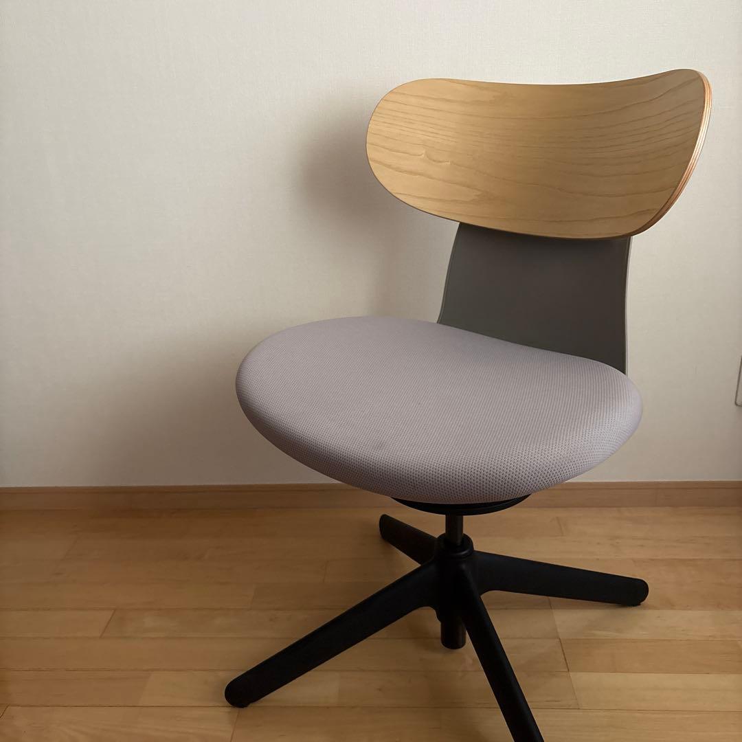 コクヨ ingLIFE イングライフ 4本脚／ミディアムグレー 組立設置込】コクヨ イングライフ 固定肘 背クッション 4本脚 背座同色