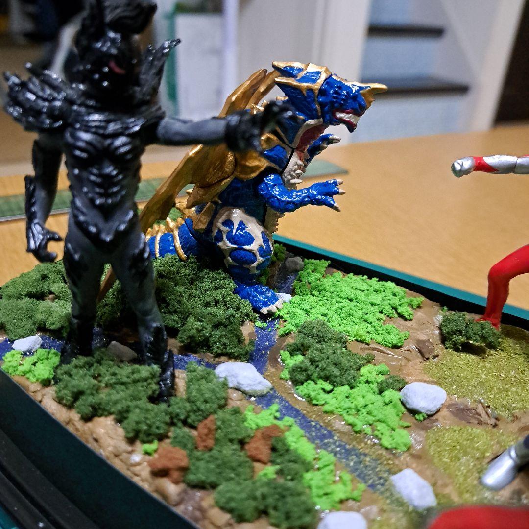 ジオラマ ウルトラマン ティガ・ダイナ・ガイア - メルカリ