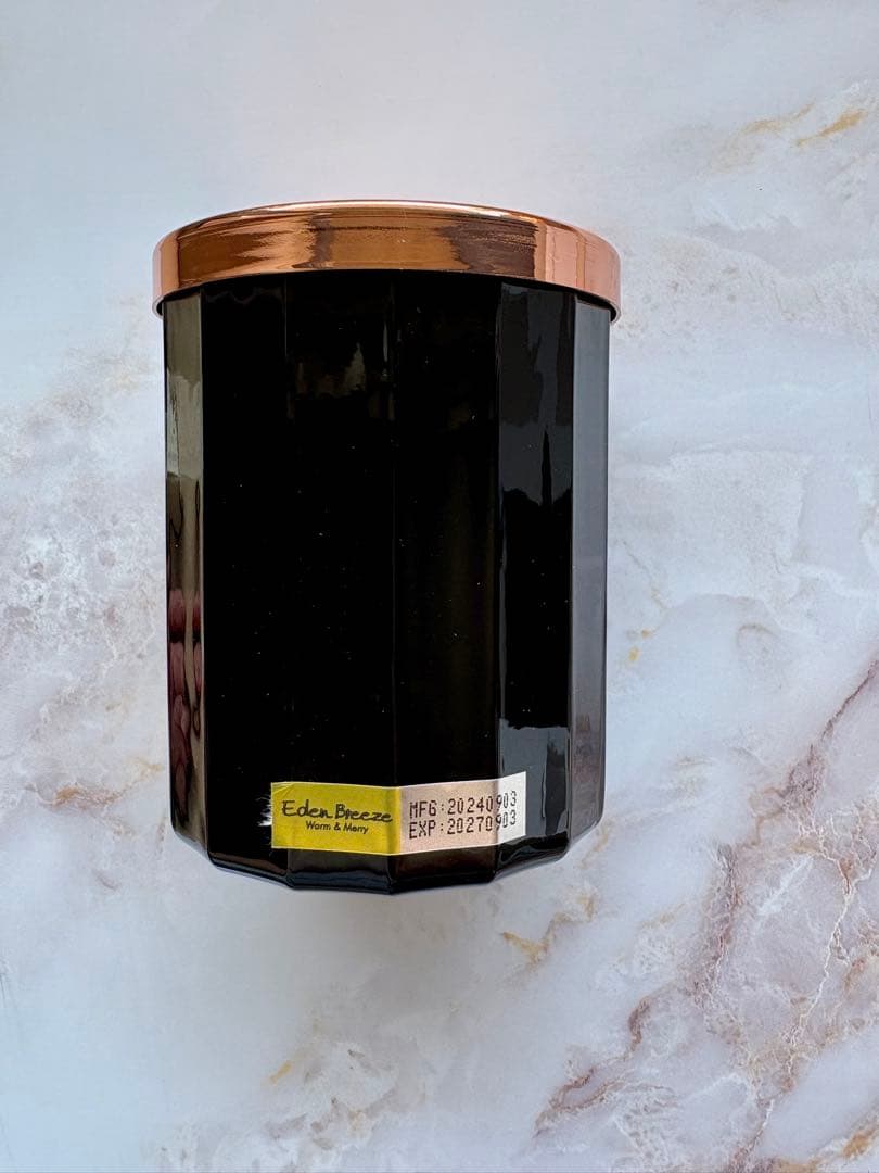 THAAN アロマティックキャンドル EB　《エデンブリーズ》