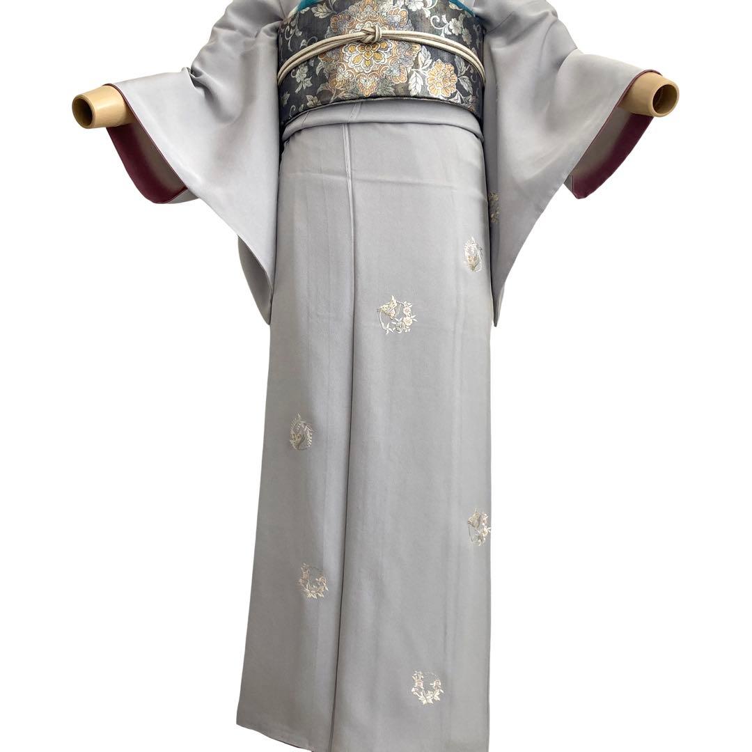 グレー 蝶の刺繍 一つ紋 付下げ 着物 NO88の通販はau PAY マーケット