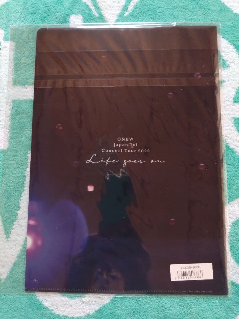 ONEW 1stコンサート Life goes on FC限定盤アクスタキット付 - メルカリ