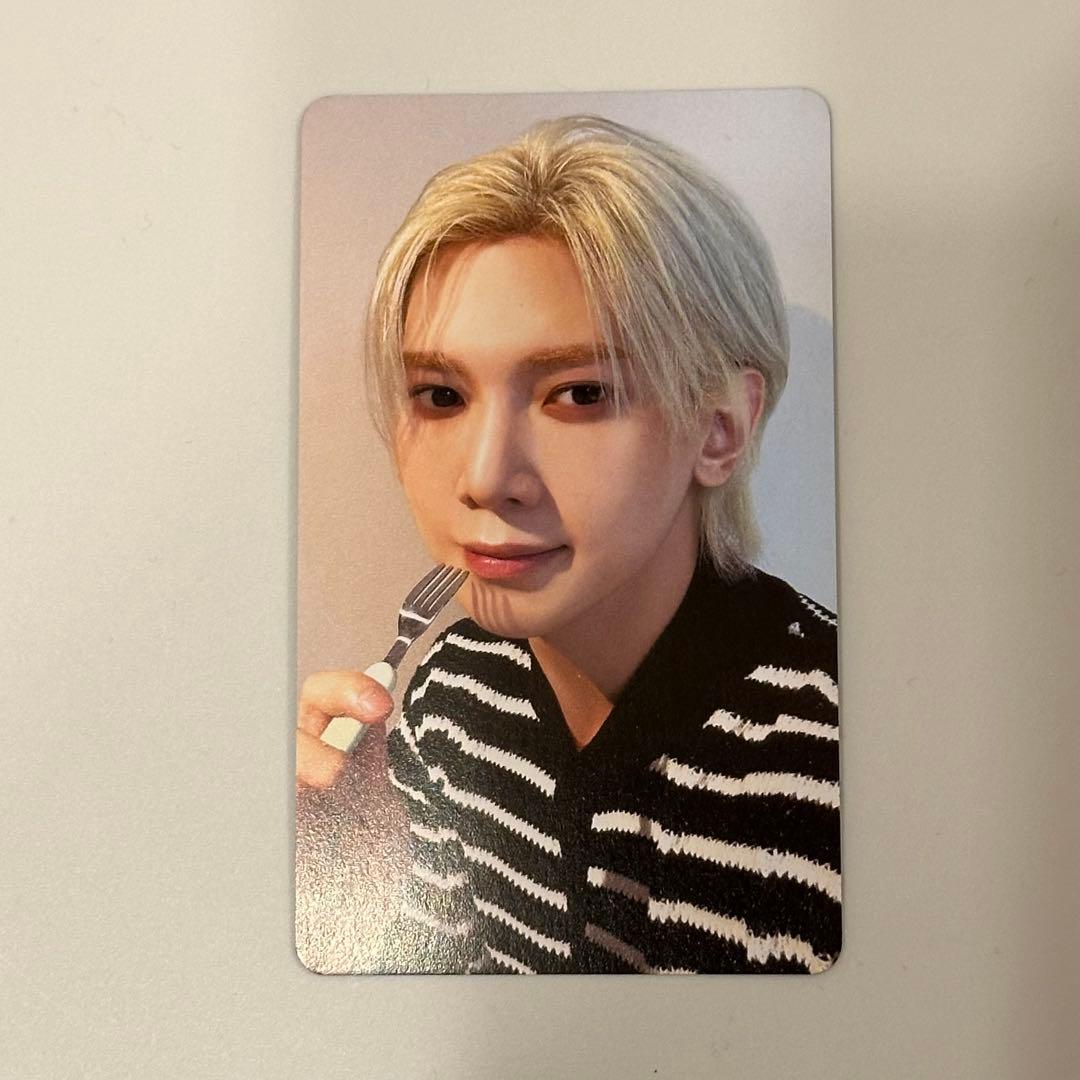 ATEEZ タワレコカフェ 前期 注文特典 ヨサン トレカ - メルカリ