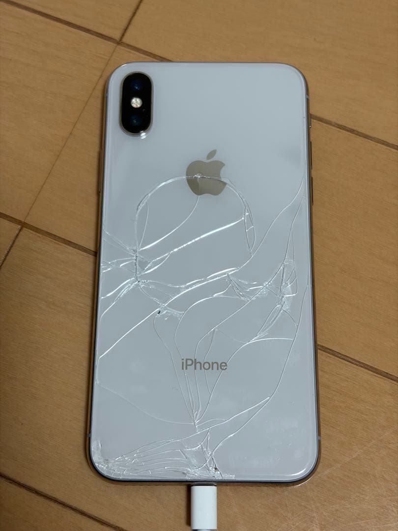 iPhoneX 256GB 背面割れあり