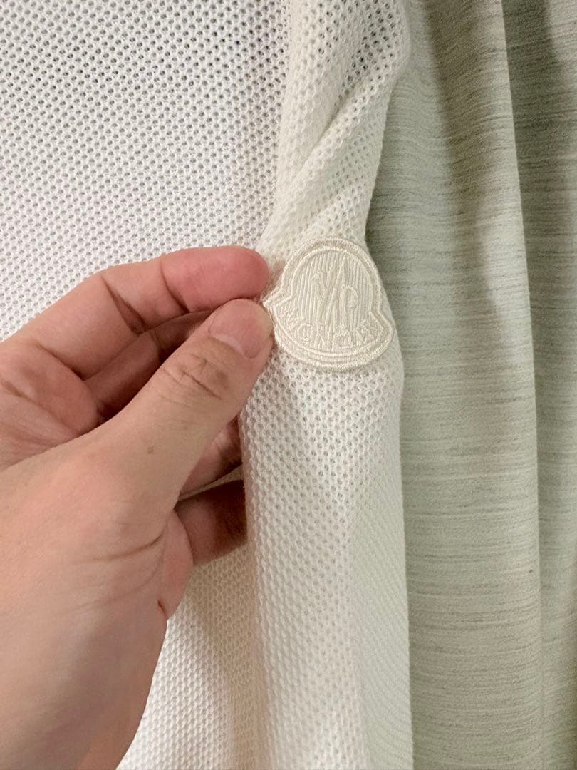 美品 モンクレール フリル カーディガン ワッペン付き ホワイト - メルカリ