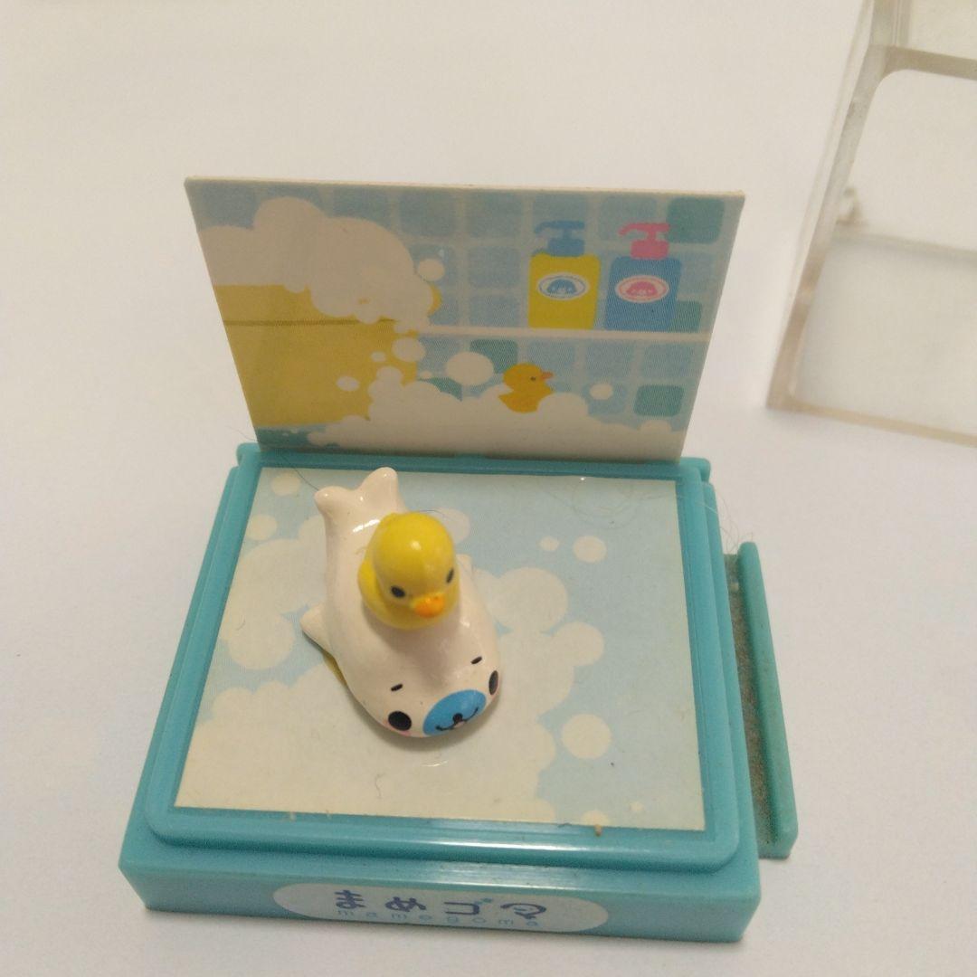 サンエックス、まめゴマ、ミニチュアフィギュア - メルカリ