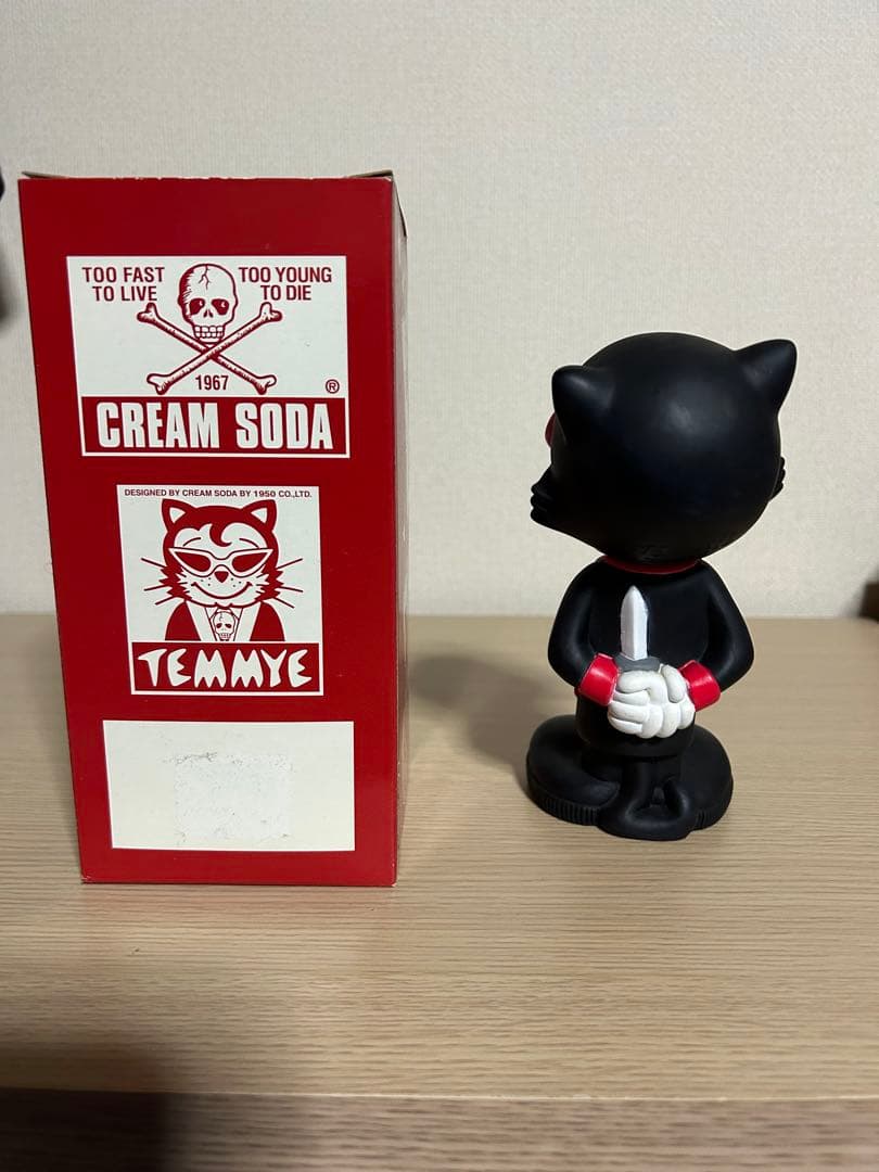 CREAMSODA☆Temmye☆ボビングヘッドフィギュア☆新品☆1stレッド