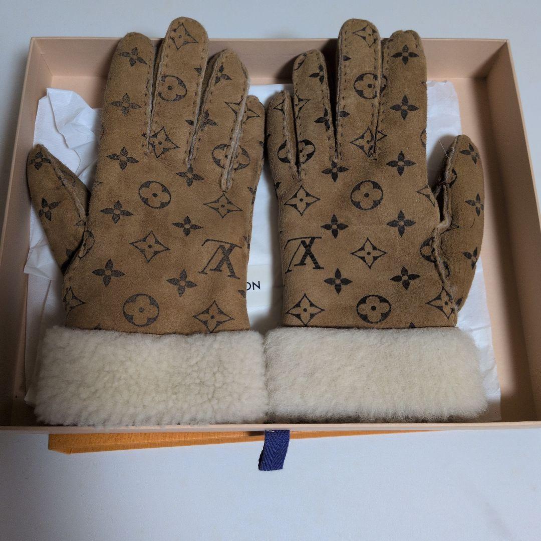 Louis Vuitton モノグラム シープスキン手袋 Mサイズ(22センチ)