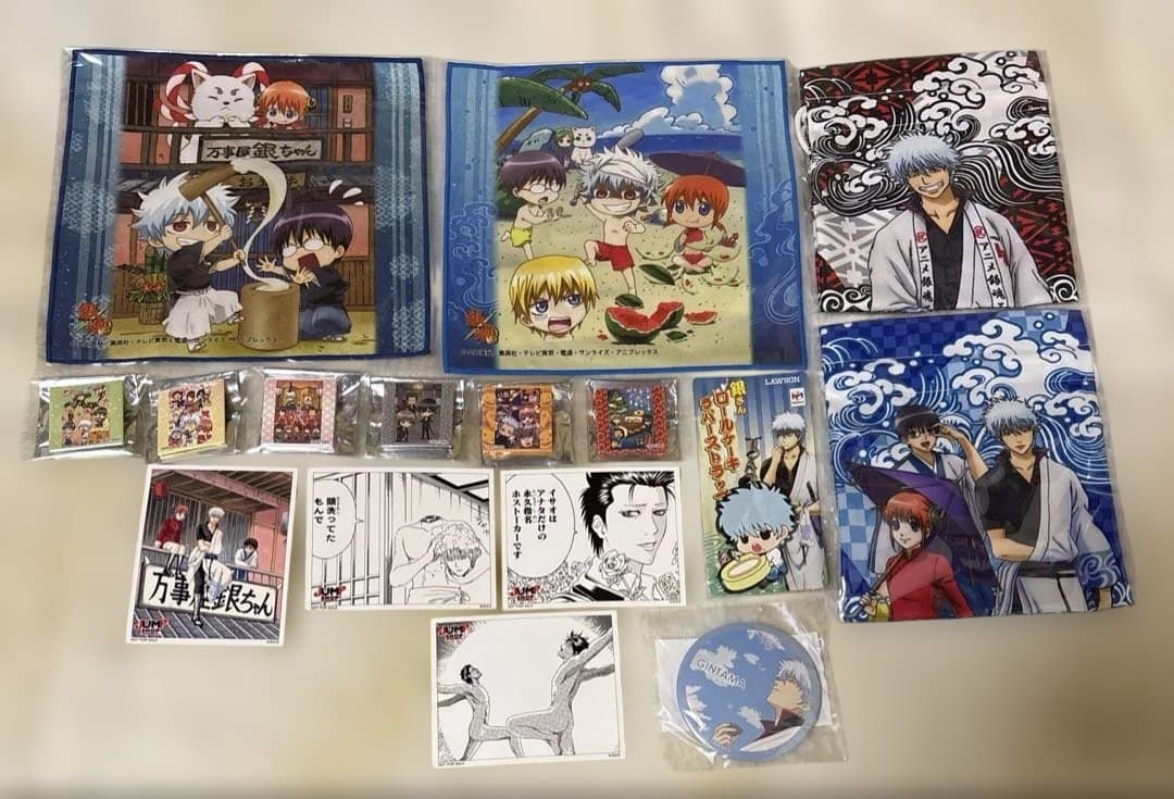 A*a様 銀魂 グッズ タオル、巾着、缶バッジ、ステッカー、ラバスト 坂田銀時 描き下ろし 坂田銀時 65mm缶バッジ 朝は眠いが支度はするVer. [銀魂