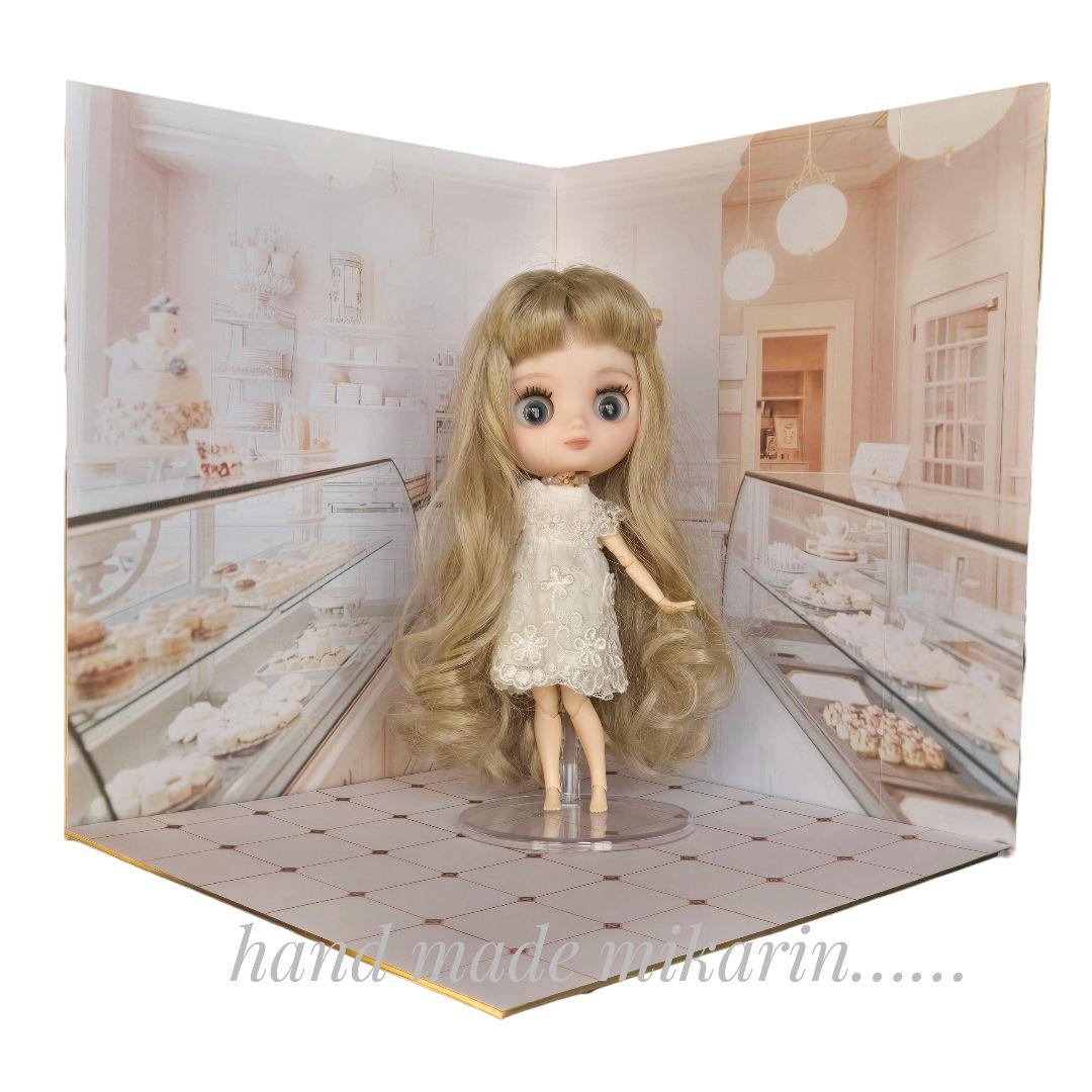ハンドメイド】ドールハウス 背景ボード(ケーキ屋)【匿名配送】 - メルカリ