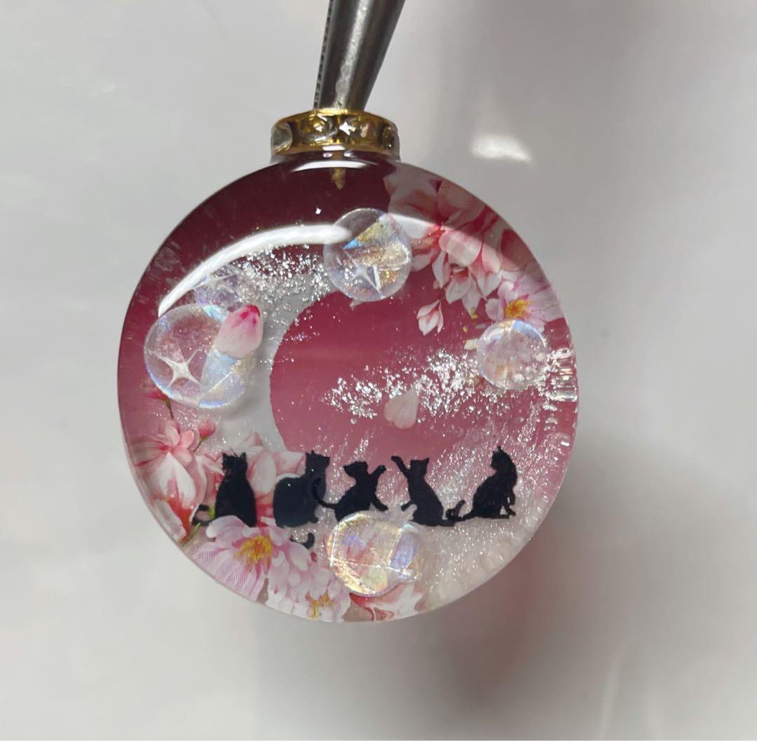 展示用/レジン/雲の上の三日月と子猫達 桜 蓄光 オルゴナイト
