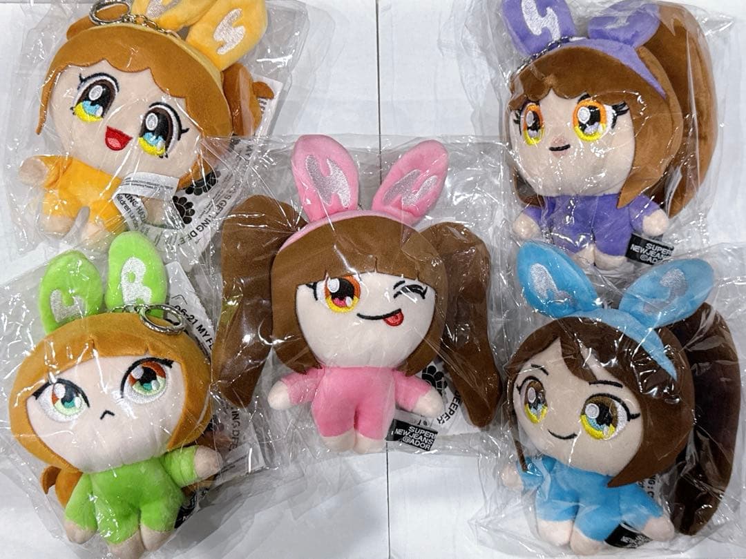 NewJeans ぬいぐるみ キーリング コンプセット ハニ ヘリン ミンジ