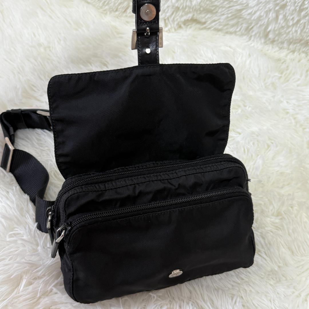 Clauvia様✨PRADA プラダ ボディバッグ ウエストバッグ 三角ロゴ