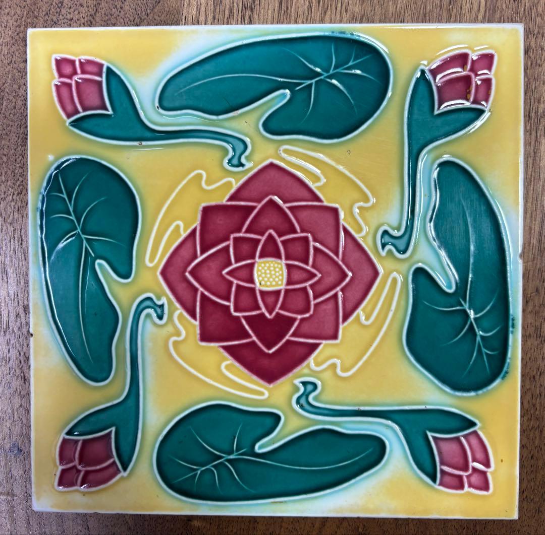 マジョリカタイル 台湾 チューブライン 蓮 - メルカリ