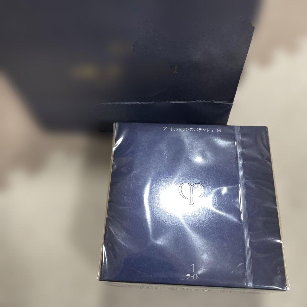 クレドポーホーテ　プードルトランスパラントn M プードルトランスパラントn M / クレ・ド・ポー ボーテ(ルースパウダー