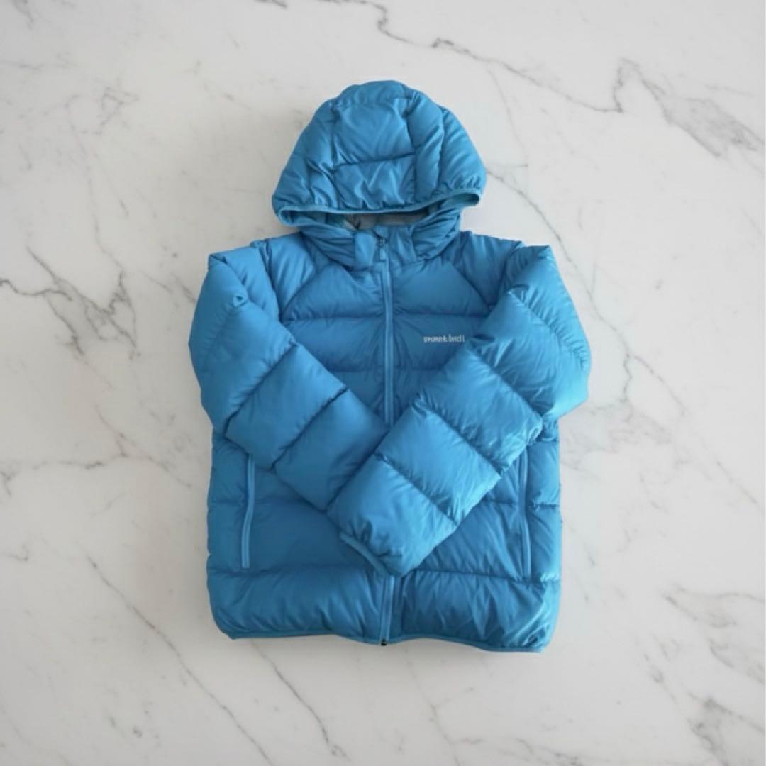 き*こ様 mont-bell ダウンジャケット 水色 短丈 おーた着用 肉厚 テ