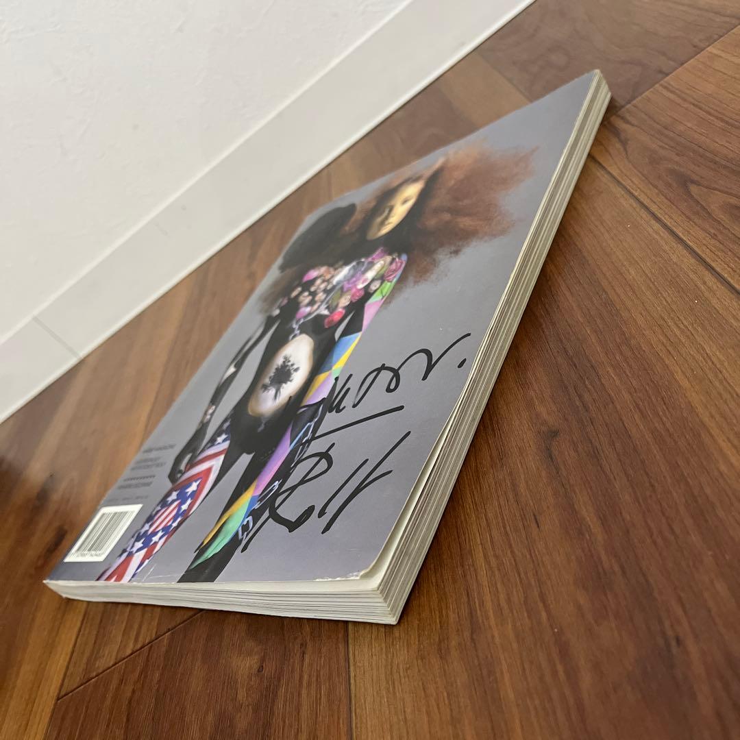 N°E Magazine featuring Viktor&Rolf