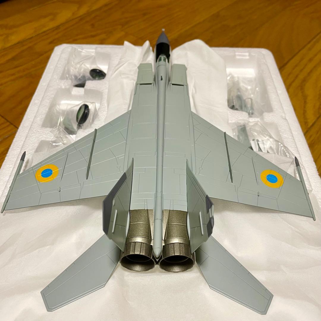 未使用品】HOBBYMASTER MIG-25 FOXBAT HA5609 - メルカリ
