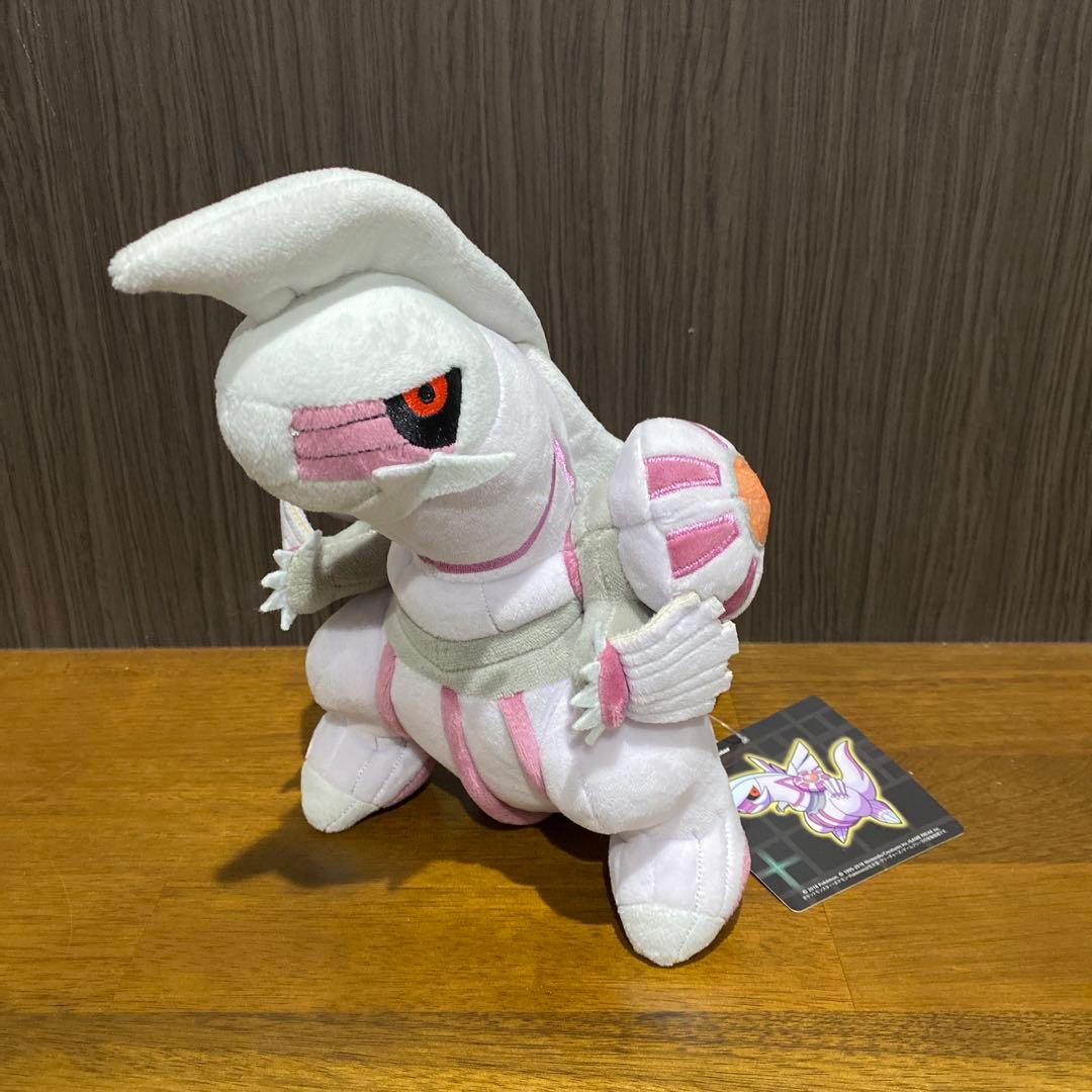 【一点もの/タグ付/2018年】パルキア　ボスごっこ　ぬいぐるみ Amazon.co.jp: ポケモンセンターオリジナル ぬいぐるみ パルキア ボス