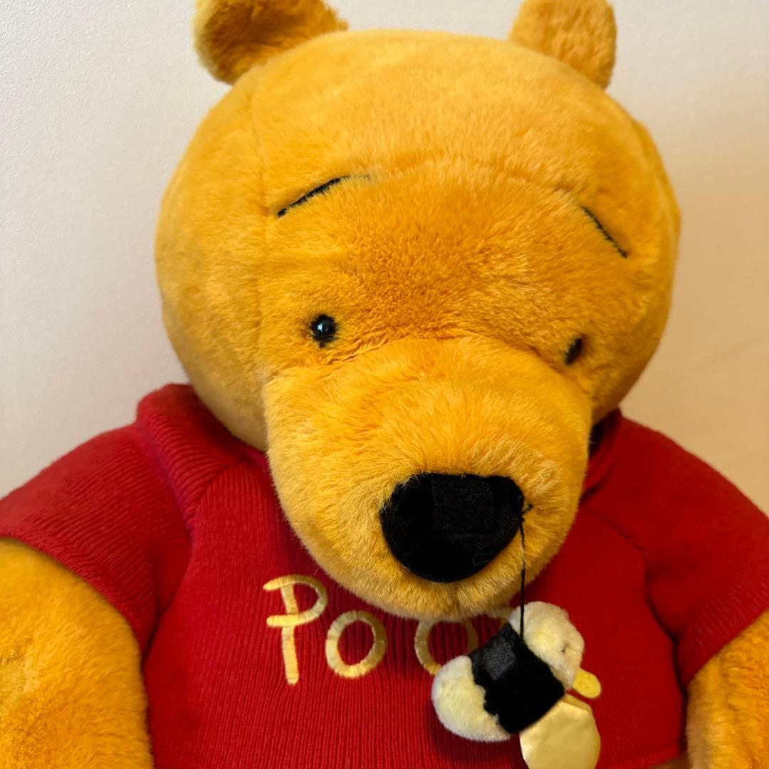 くまのプーさん ハチ付き 特大ビックサイズ ぬいぐるみ - メルカリ