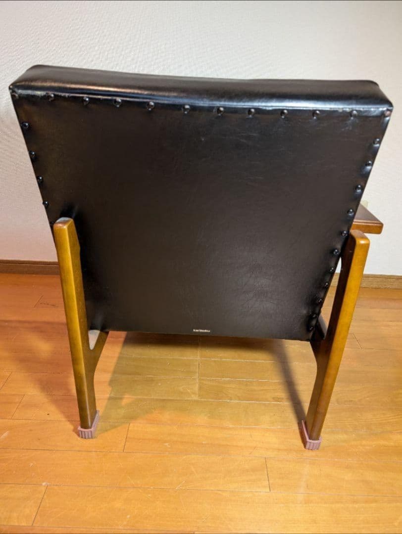 《送料込》カリモク Kチェア 右 スタンダードブラック 1シーター ソファ椅子