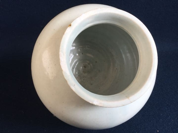 李朝 分院窯 白磁丸壷 本物保証 骨董 - メルカリ