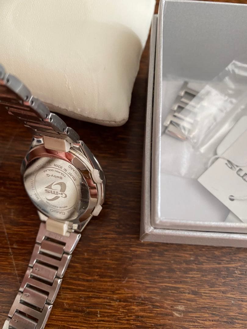 丸*子様 G-ms ショックレジスト 時計 シルバー/ピンク ファッション