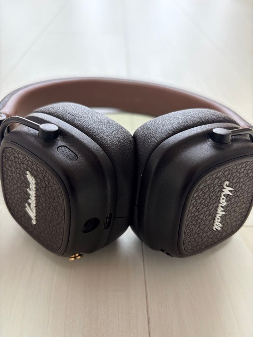 訳アリ！Marshall Major V ヘッドホン ブラウン - メルカリ