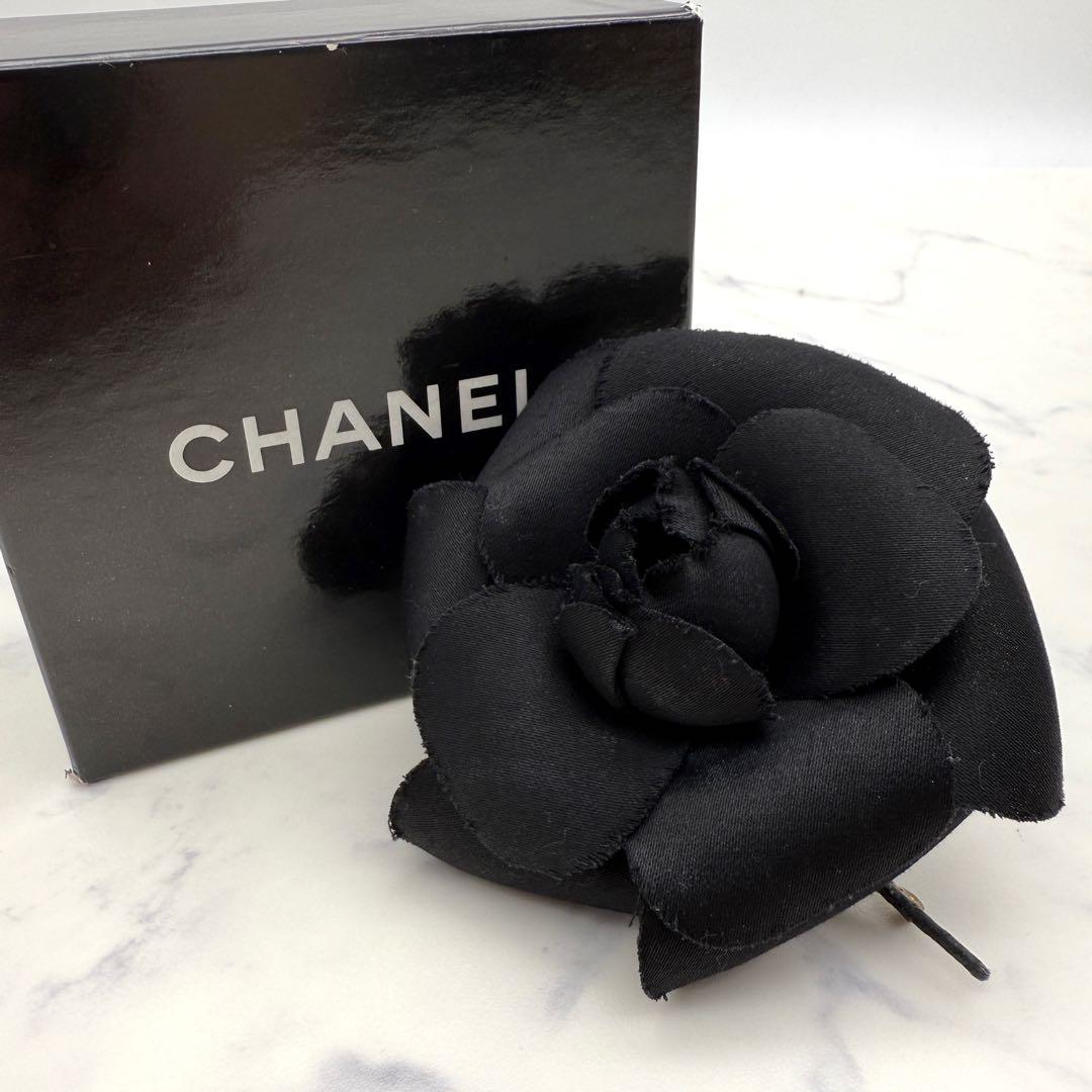 【CHANEL】 シャネル カメリア ブローチ コサージュ ブラック CHANEL シャネル コサージュ カメリア フラワー キャンバス ブラック
