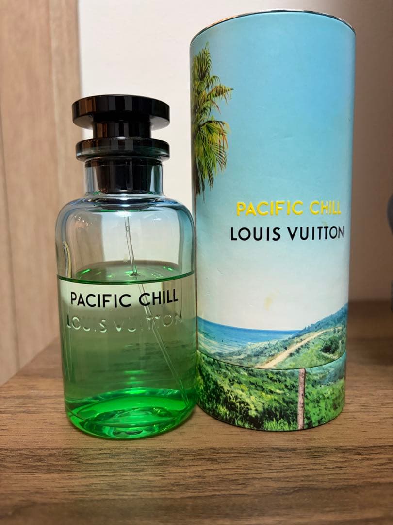 LOUIS VUITTON PACIFIC CHILL - メルカリ