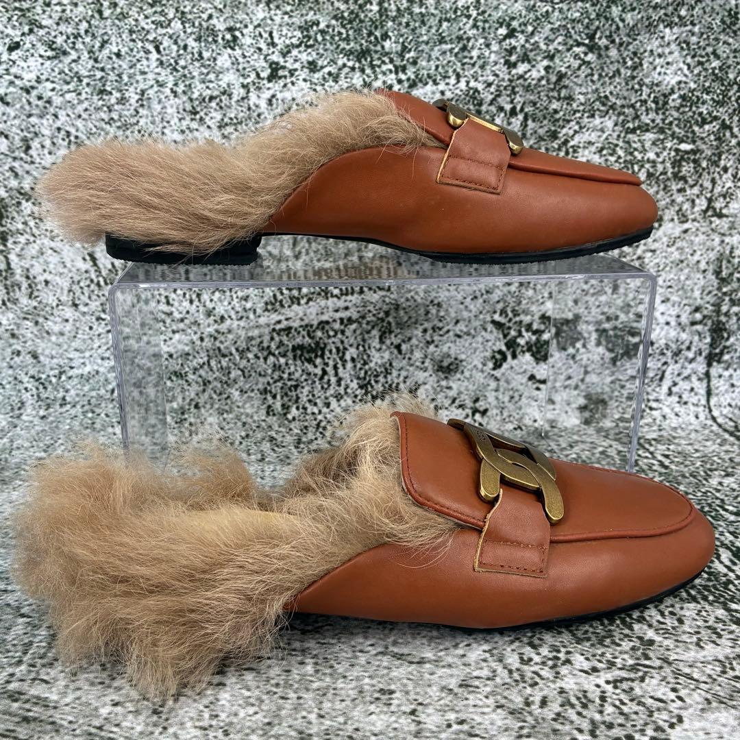 新品同様 トッズ サンダル ゴールド金具 毛皮 - メルカリ