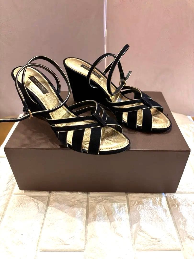ルイヴィトンエレガント ブラック スエードストラップヒールサンダル#38