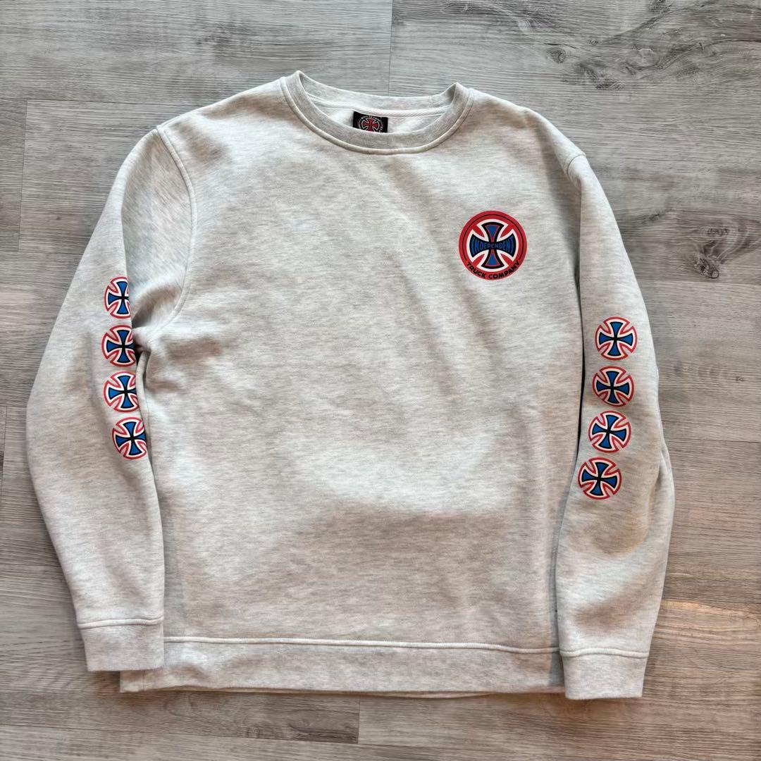 INDEPENDENT】ビッグロゴ スウェット グレー 袖プリント#509