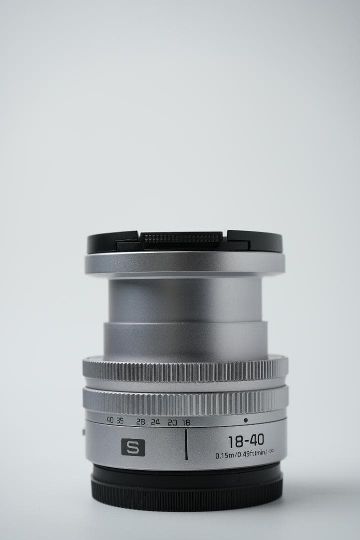 【ほぼ新品】パナソニック LUMIX S 18-40mm F4.5-6.3