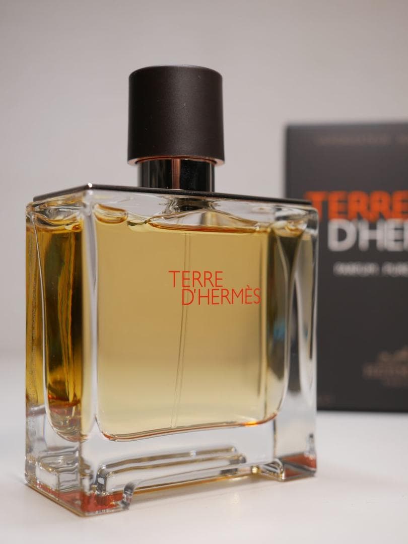 HERMES エルメス　テールドゥエルメス　ピュアパルファム 75mL エルメス テールドゥエルメス ピュアパルファム 75mlが激安！【化粧品