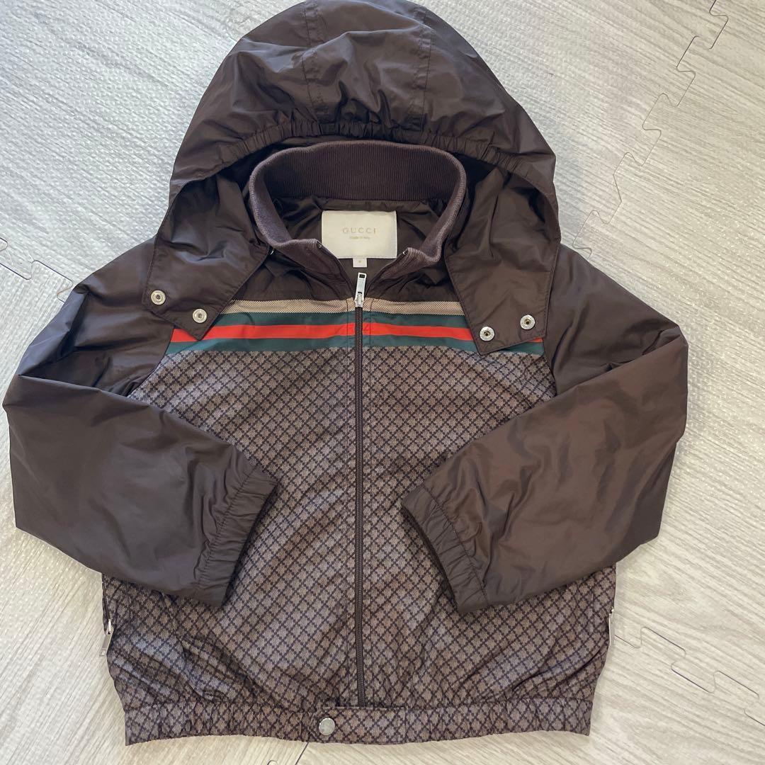 グッチ　GUCCI ウインドブレーカー　キッズ　4Y ジャケット　アウター　撥水 GUCCI（グッチ） キッズ ブルゾン ブランド 子供服 ボンバージャケット