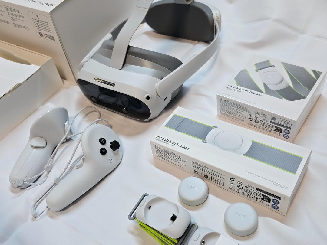 PICO 4 Ultra 保証付きフルセット（未開封トラッカー付） Amazon.co.jp: PICO 4 Ultra + Motion Trackerセット : ゲーム