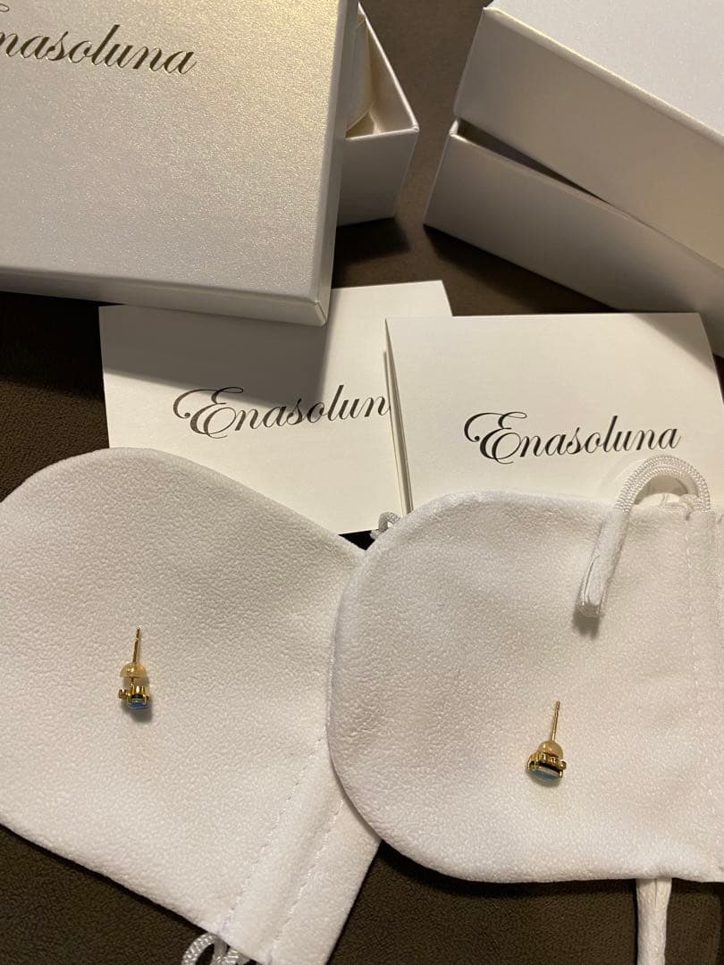 RIOさま専用 Enasoluna 一粒ストーン ピアス 2つセット - メルカリ