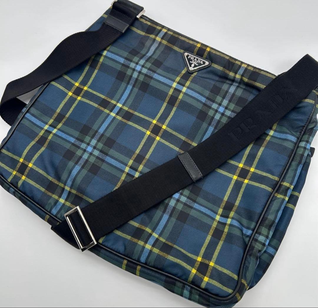 PRADA ショルダーバッグ タータンチェック ナイロン グリーン - メルカリ