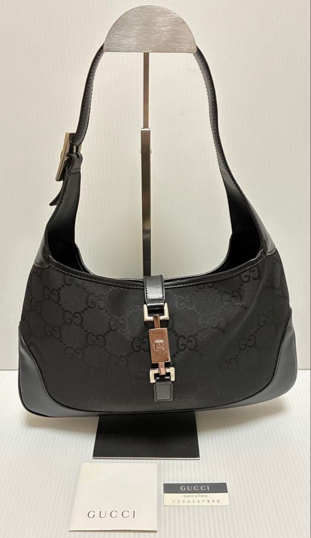 P*e様 グッチ ジャッキー レザー ワンショルダー バッグ 金具 GG 黒 ブ グッチ ジャッキー ワンショルダーバッグ 黒 レザー 002.1068 買取実績
