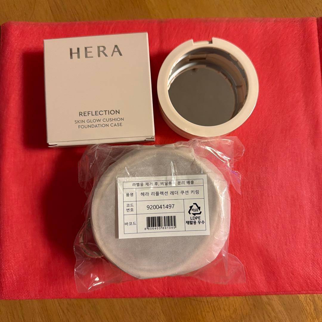 HERAヘラ クッションケース フィリックスエディション ポーチ - メルカリ