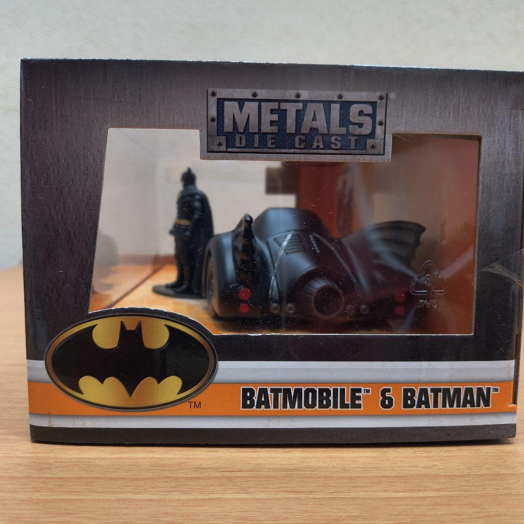 BATMAN クラシックTVシリーズ バットモービル & バットマンとのお