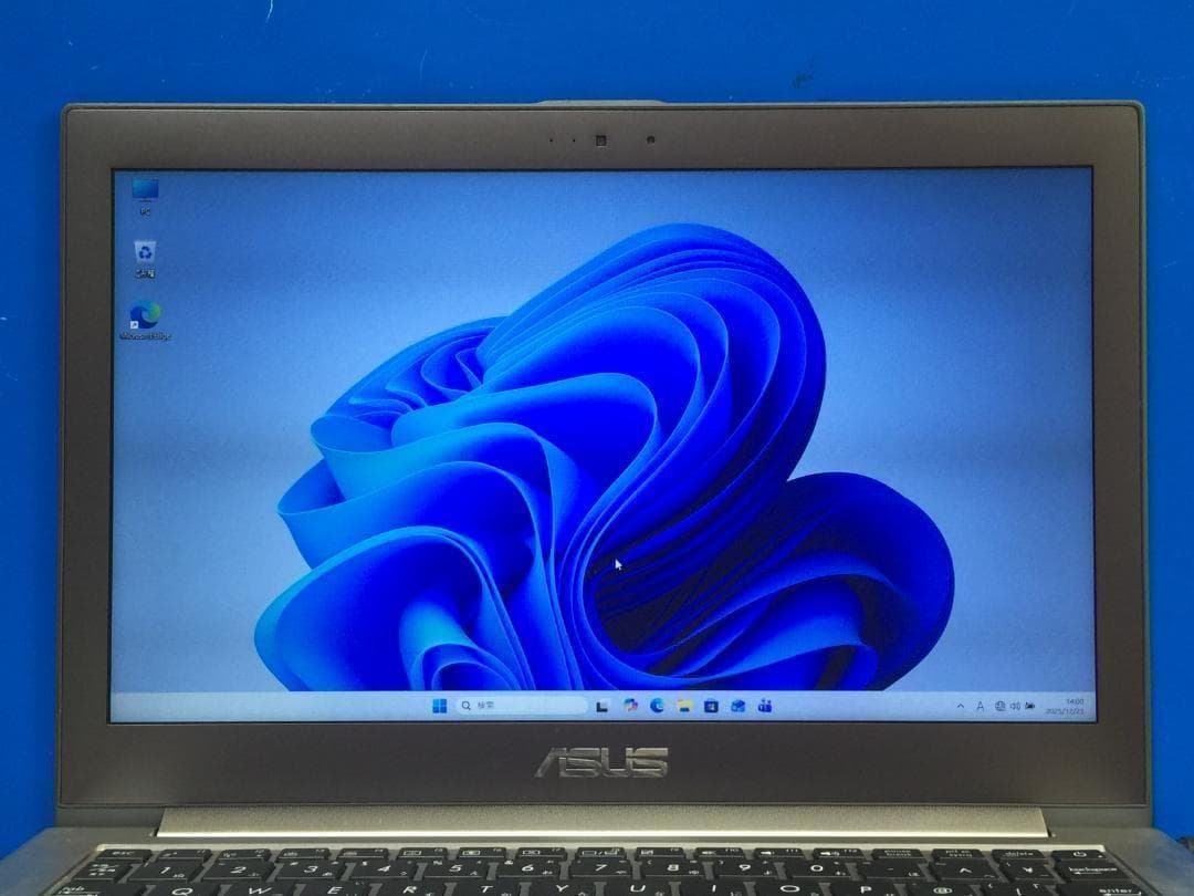 ASUS UX31A 13.3型液晶 IPS/SSD128G/Offece 軽量