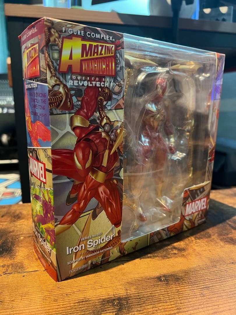 リボルテック　アイアンスパイダー　Revoltech Iron Spider Revoltech Amazing Yamaguchi Iron Spider Black ver. Action Figure
