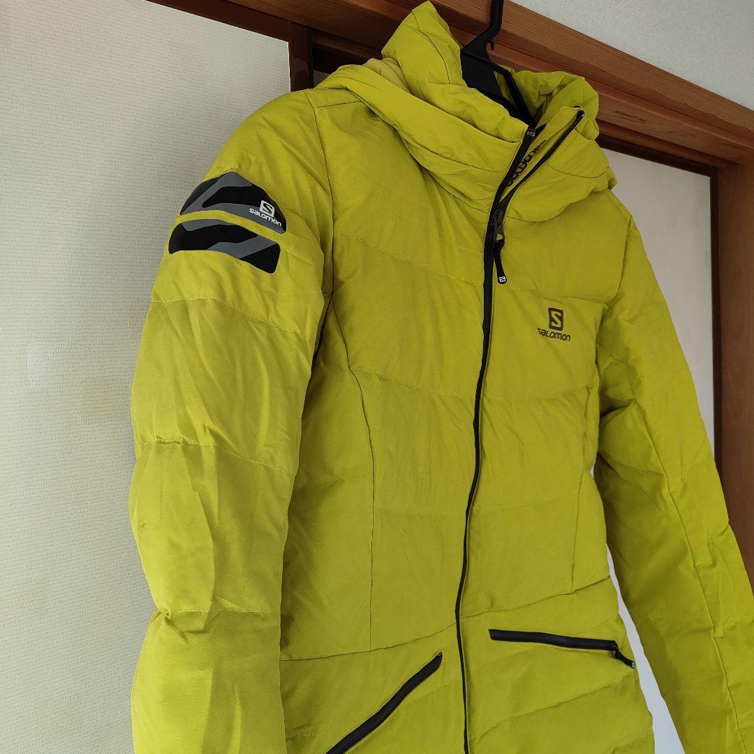 Salomon ダウンジャケットフード付き 明るい黄緑 軽量で保温性に優れた