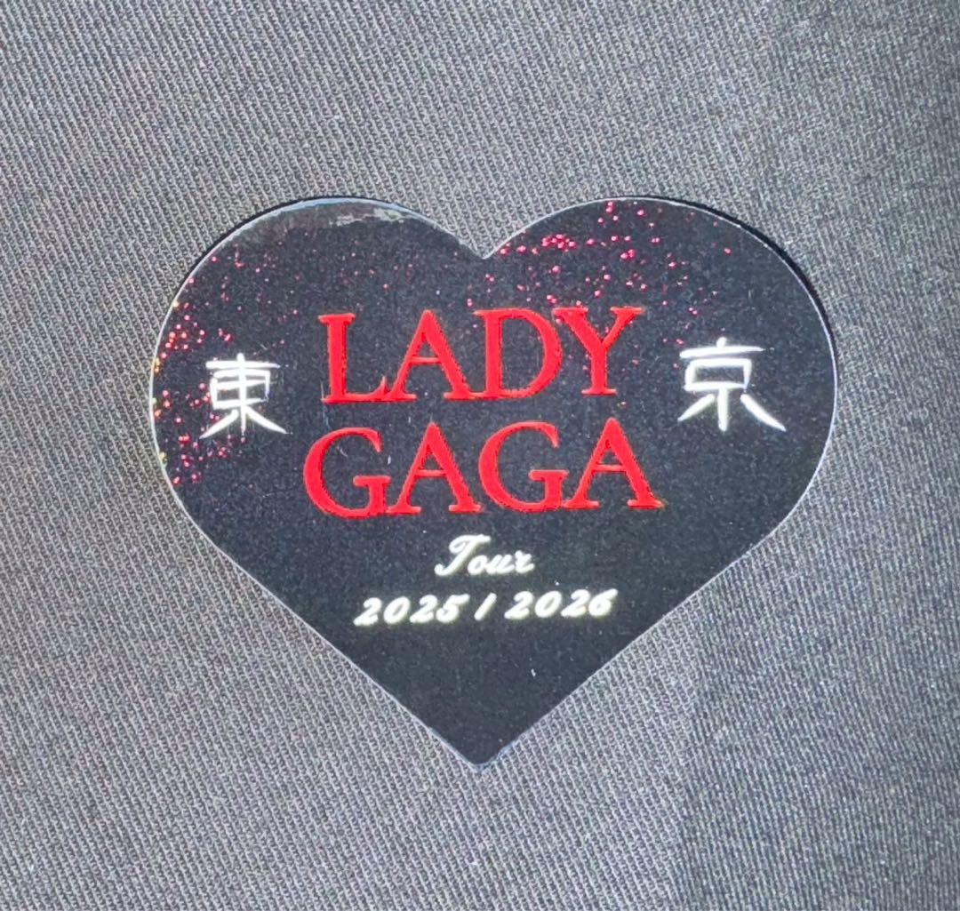 レディー ガガ メイヘム 日本 会場限定 ハート ホログラム ステッカー