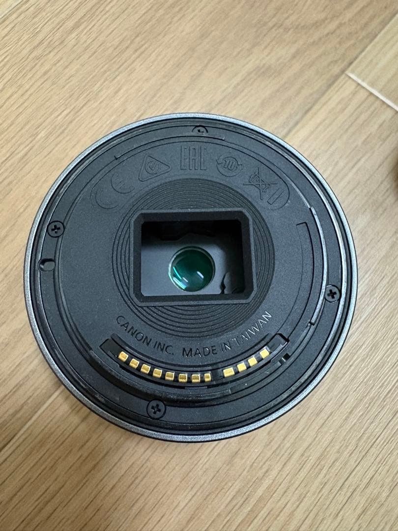 RF-S 18-45mm F4.5-6.3 IS STM　レンズフード付き