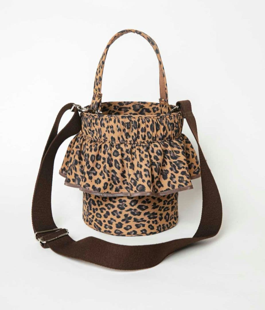 セツコサジテール city ヒョウ柄 - メルカリ